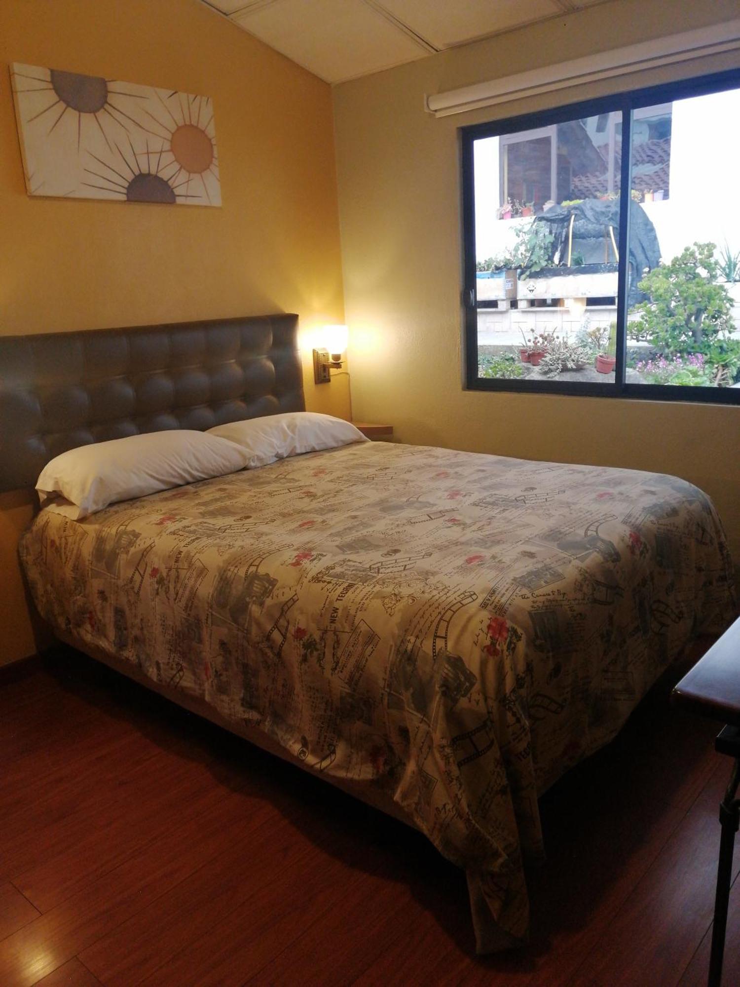 Casatodosantos Bed & Breakfast Cuenca Room photo